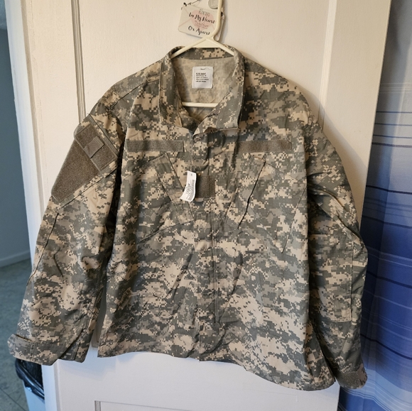 Acu Digital Camo Pants & Jacket MR - Picture 2 of 16